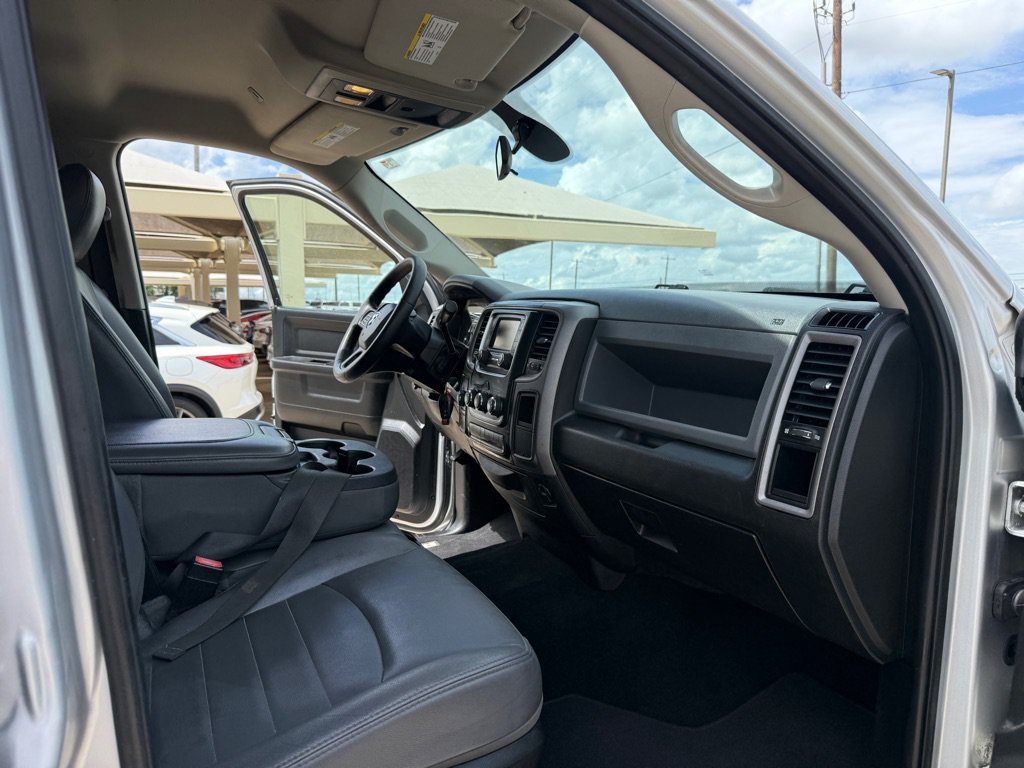 Used 2018 RAM 2500 Tradesman w/ Chrome Appearance Group AWD/4WD image 19