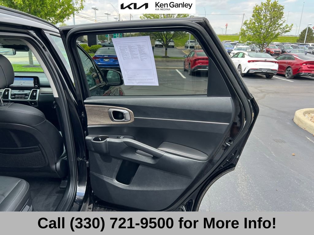 Certified 2022 Kia Sorento EX w/ Panoramic Sunroof Package FWD image 57