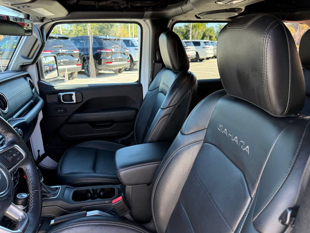 Used 2021 Jeep Wrangler Unlimited Sahara AWD/4WD image 21