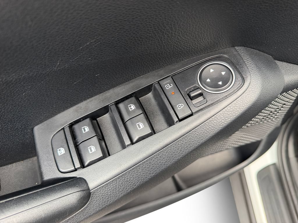 Used 2026 Kia Seltos LX FWD image 25