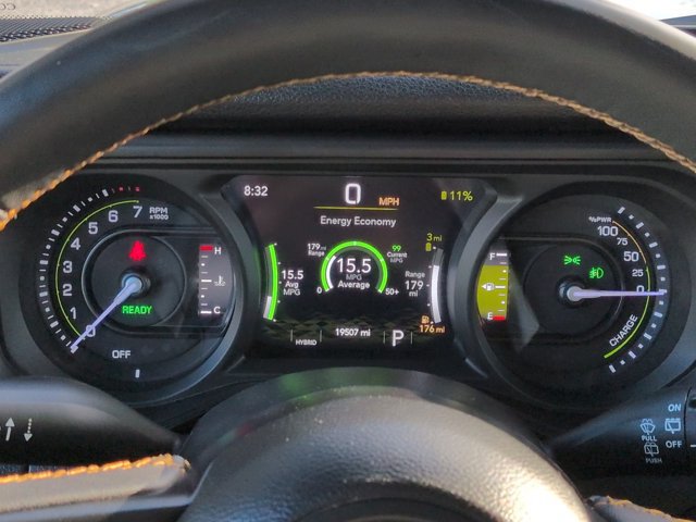 Used 2024 Jeep Wrangler Unlimited AWD/4WD image 25