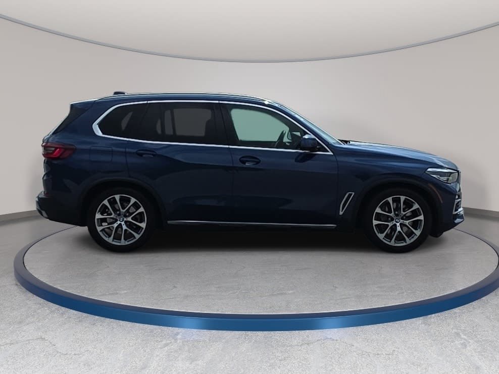 Used 2021 BMW X5 xDrive45e w/ Premium Package AWD/4WD image 4