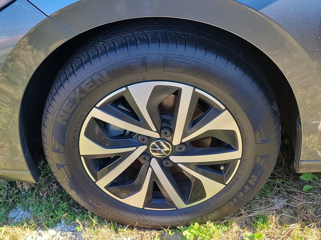 Used 2025 Volkswagen Jetta S image 7