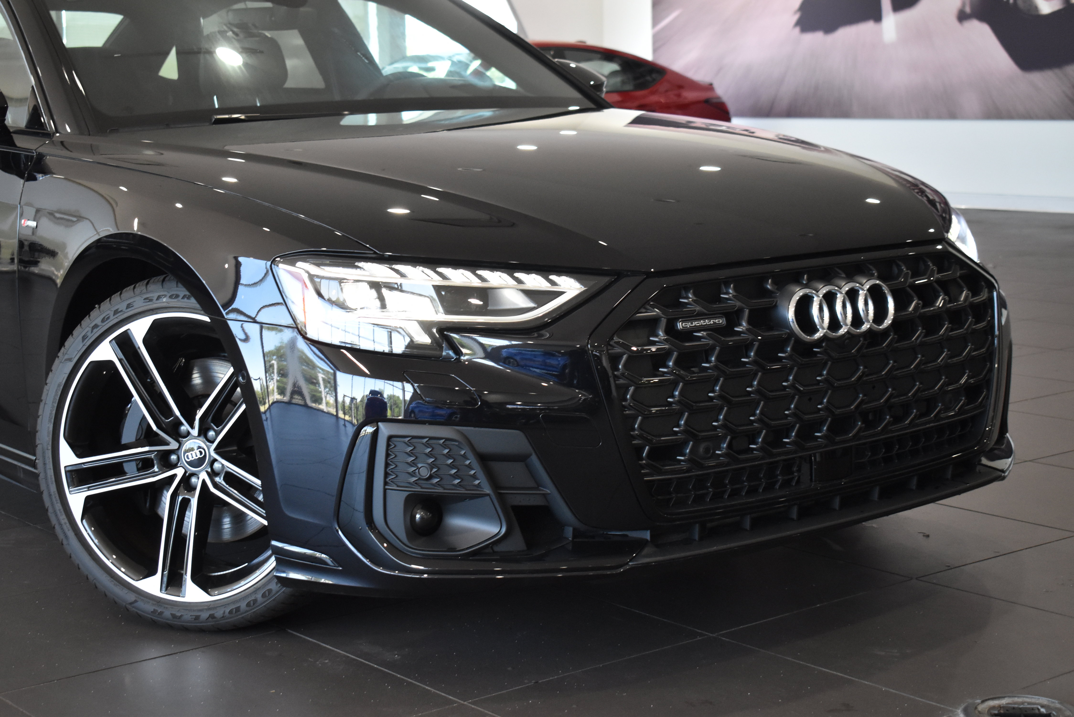 New 2025 Audi A8 L 3.0T image 2