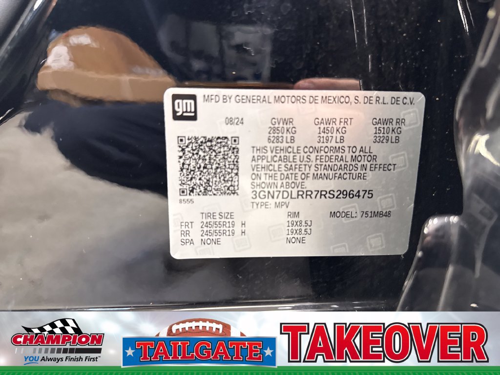 Used 2024 Chevrolet Equinox EV LT AWD/4WD image 37