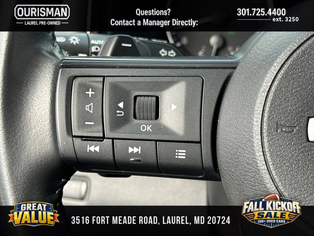 Used 2025 Nissan Pathfinder SV AWD/4WD image 23