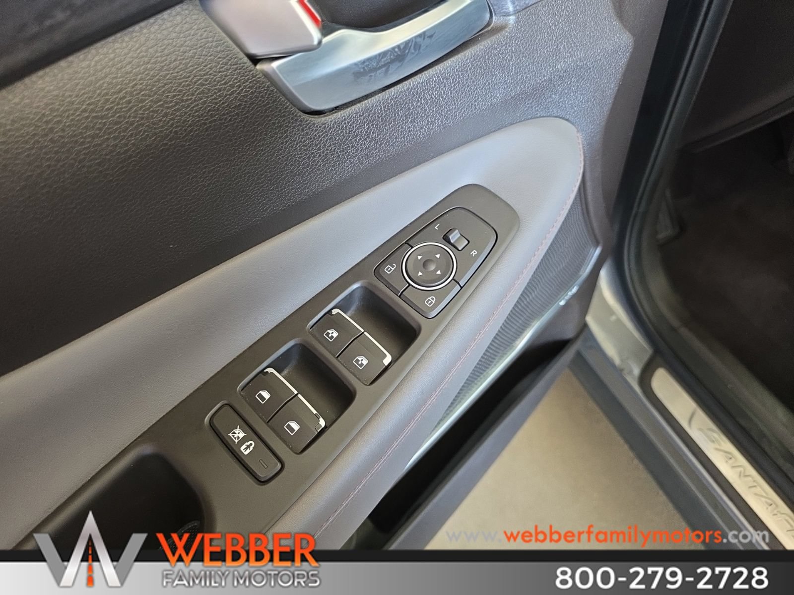 Used 2019 Hyundai Santa Fe Limited AWD/4WD image 15