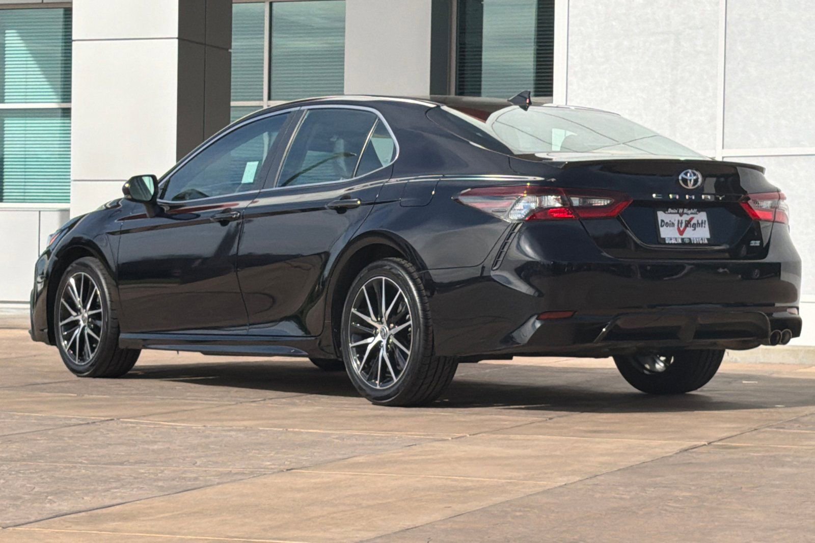 Certified 2023 Toyota Camry SE image 7