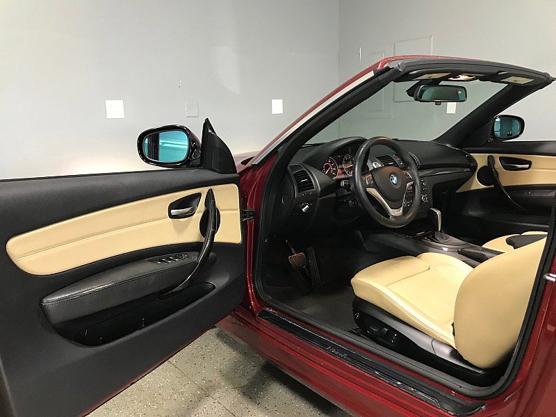 Used 2013 BMW 128i Convertible RWD image 17