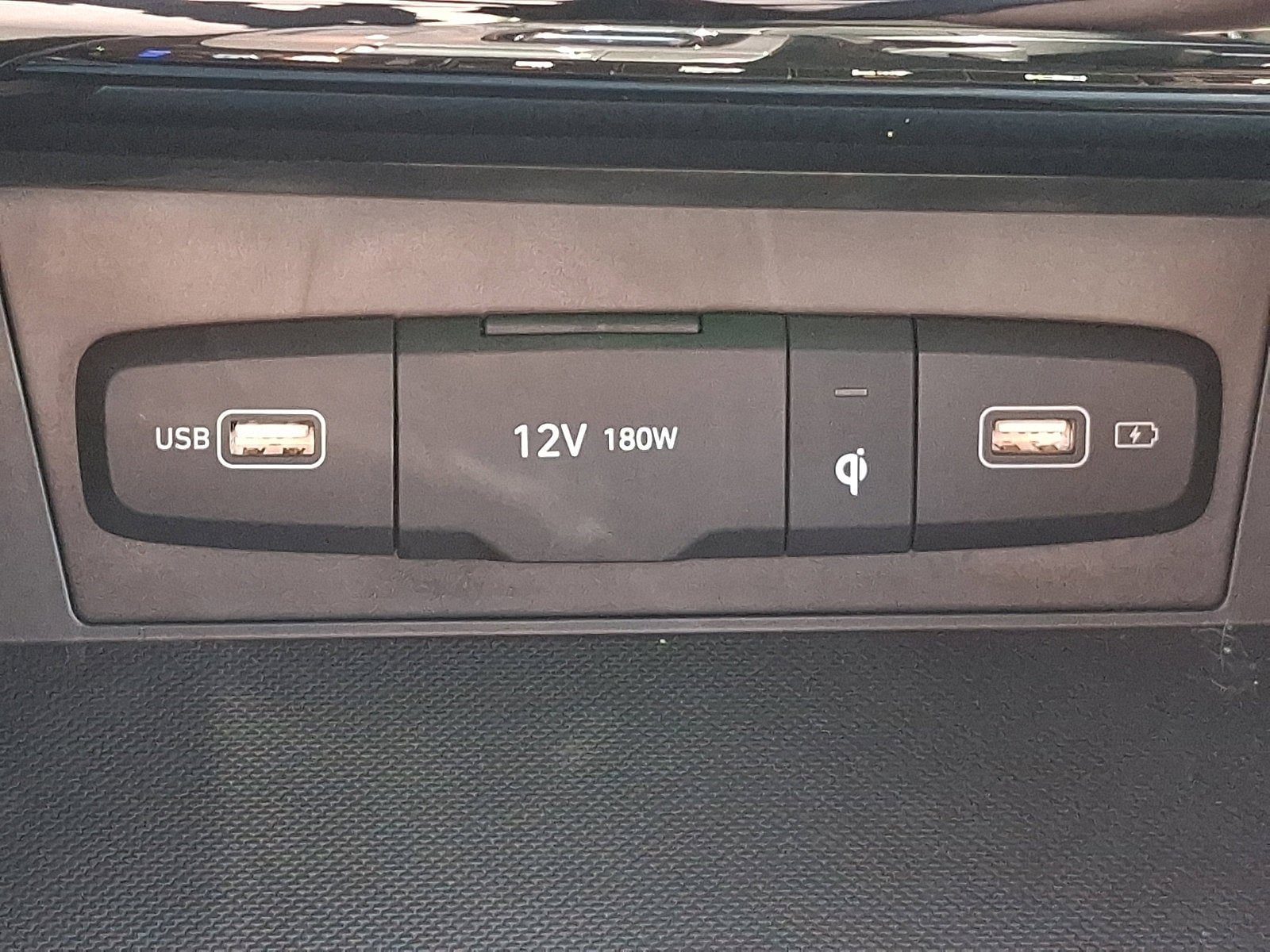 Certified 2023 Hyundai Tucson Limited AWD/4WD image 25