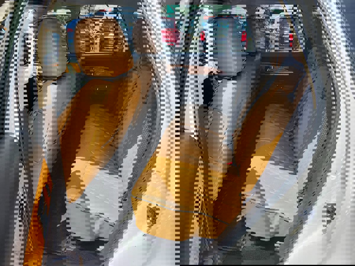 Used 2015 Lincoln MKX FWD w/ Equipment Group 101A image 15