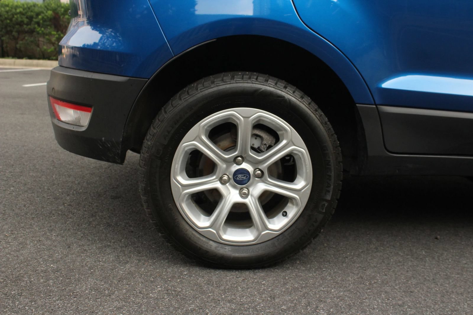 Used 2020 Ford EcoSport SE AWD/4WD image 5