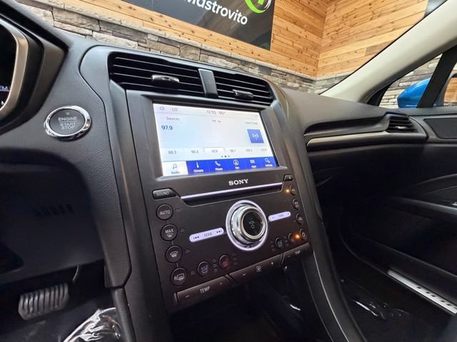 Used 2019 Ford Fusion Titanium AWD/4WD image 19