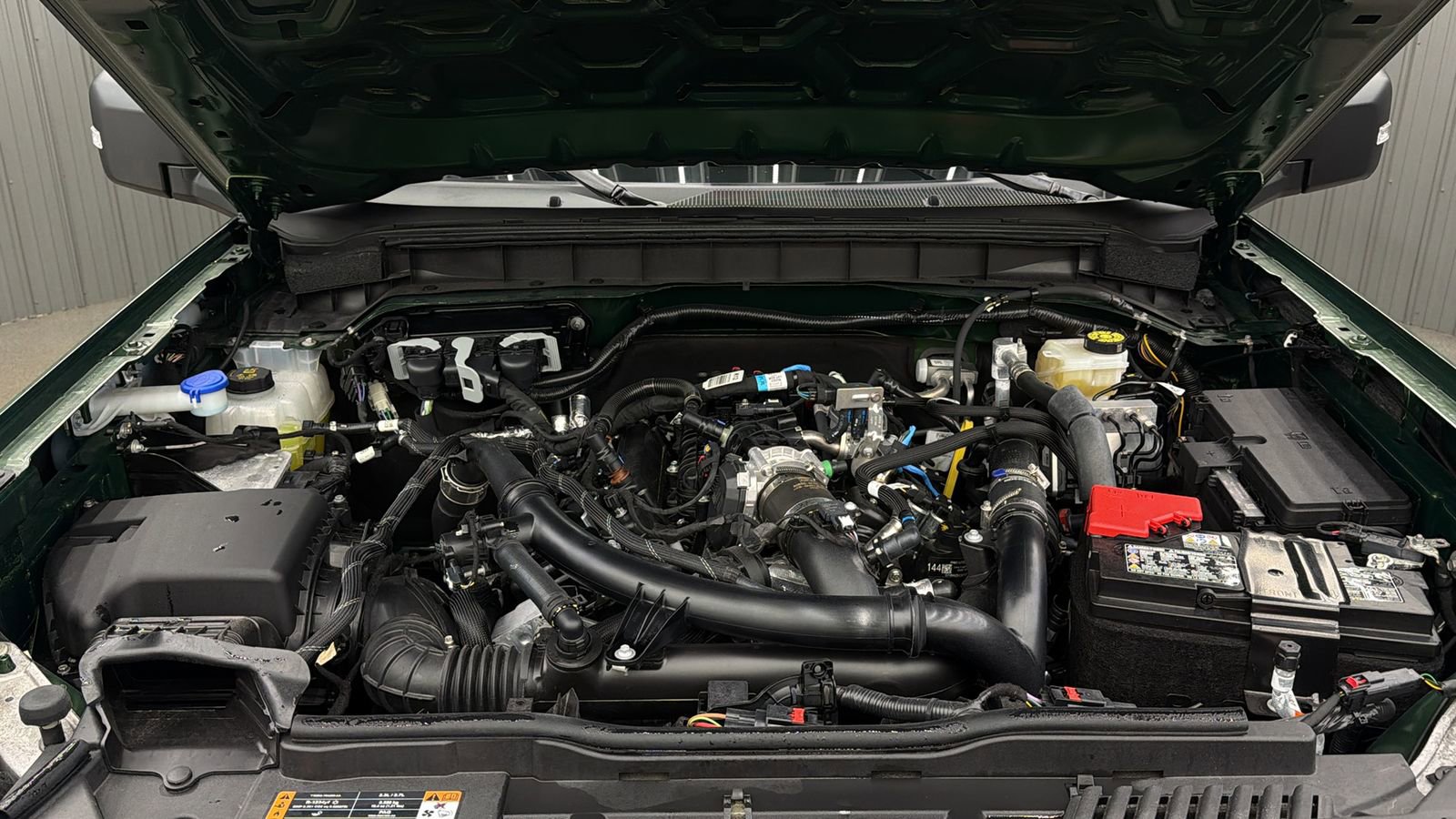 Used 2025 Ford Bronco Badlands image 19
