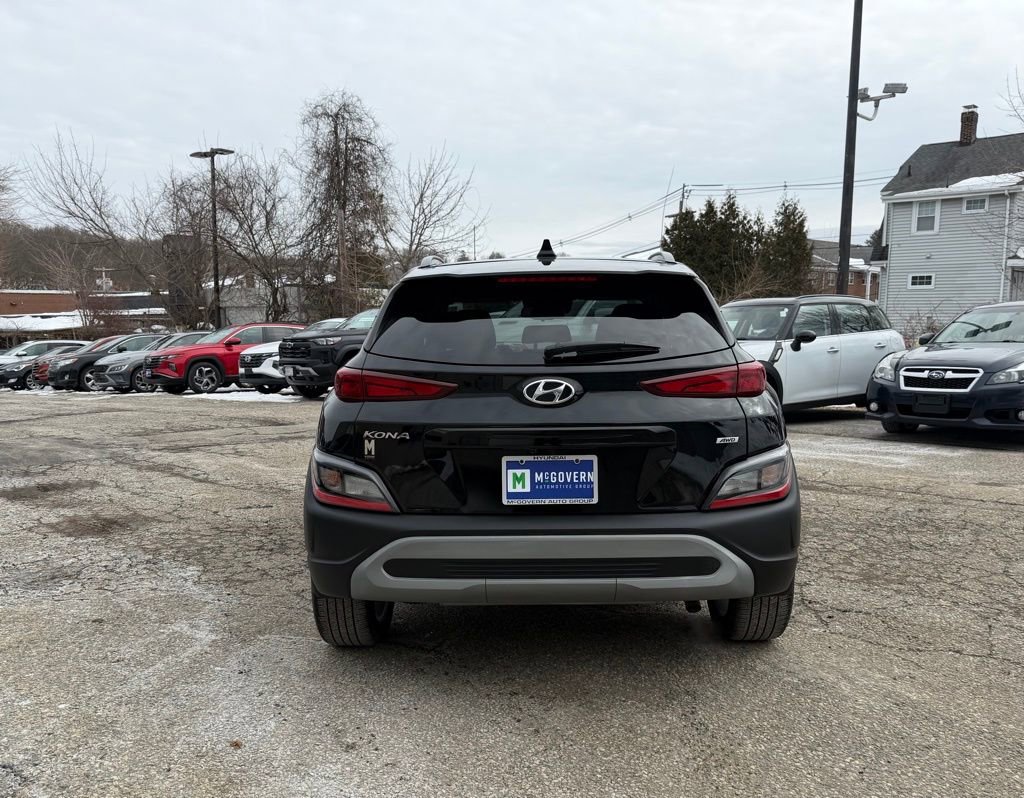 Used 2023 Hyundai Kona SEL w/ Cargo Package image 4