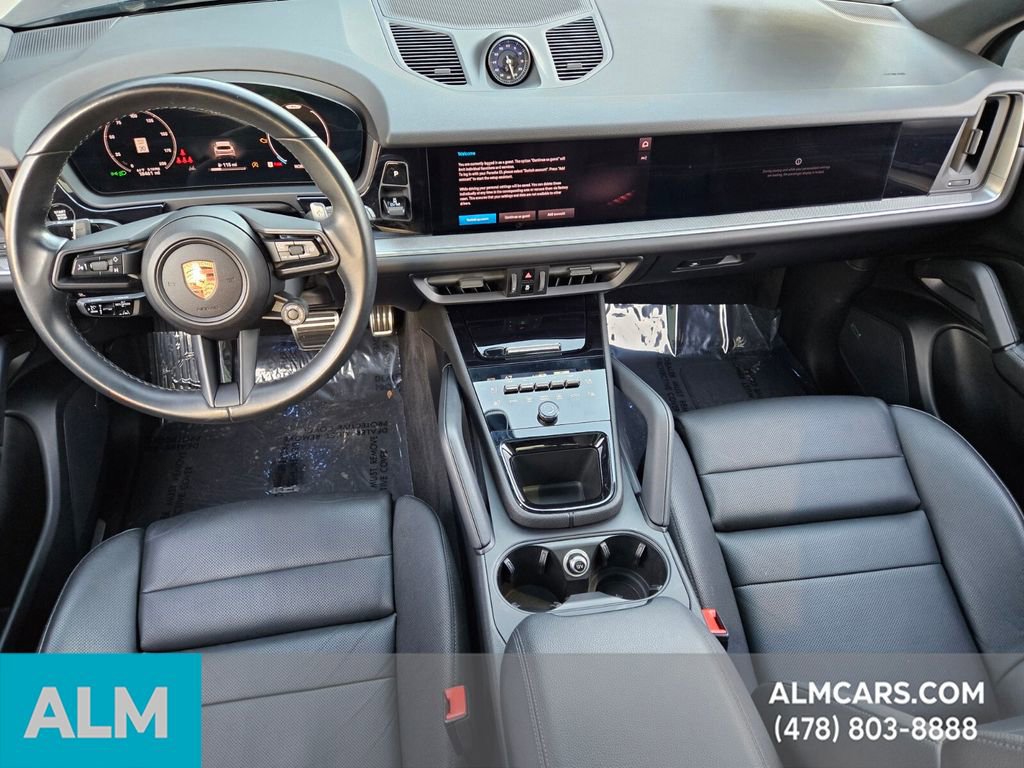 Used 2024 Porsche Cayenne S image 16