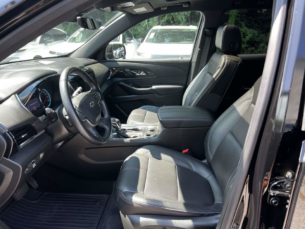 Used 2023 Chevrolet Traverse RS AWD/4WD image 15