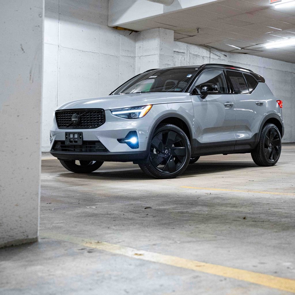 New 2026 Volvo XC40 B5 Ultra w/ Protection Package Premier image 1