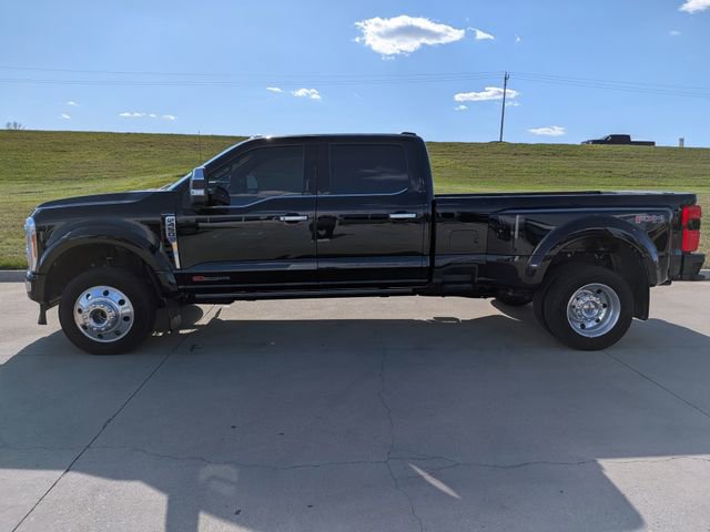Used 2023 Ford F450 Platinum w/ FX4 Off-Road Package AWD/4WD image 12