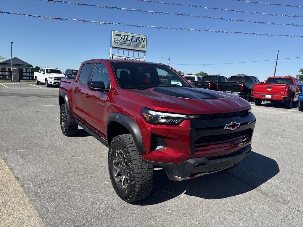 Used 2024 Chevrolet Colorado ZR2 AWD/4WD image 15
