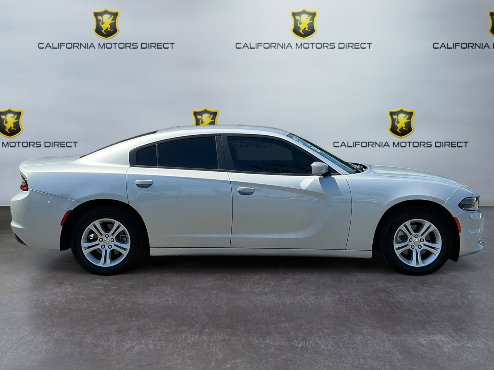 Used 2022 Dodge Charger SXT image 6