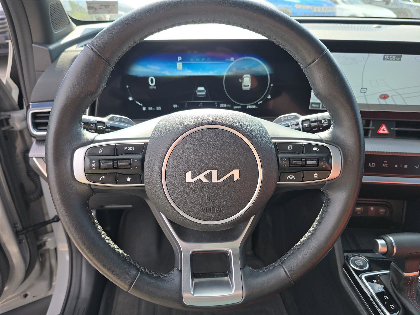 Used 2025 Kia Sportage SX AWD/4WD image 32