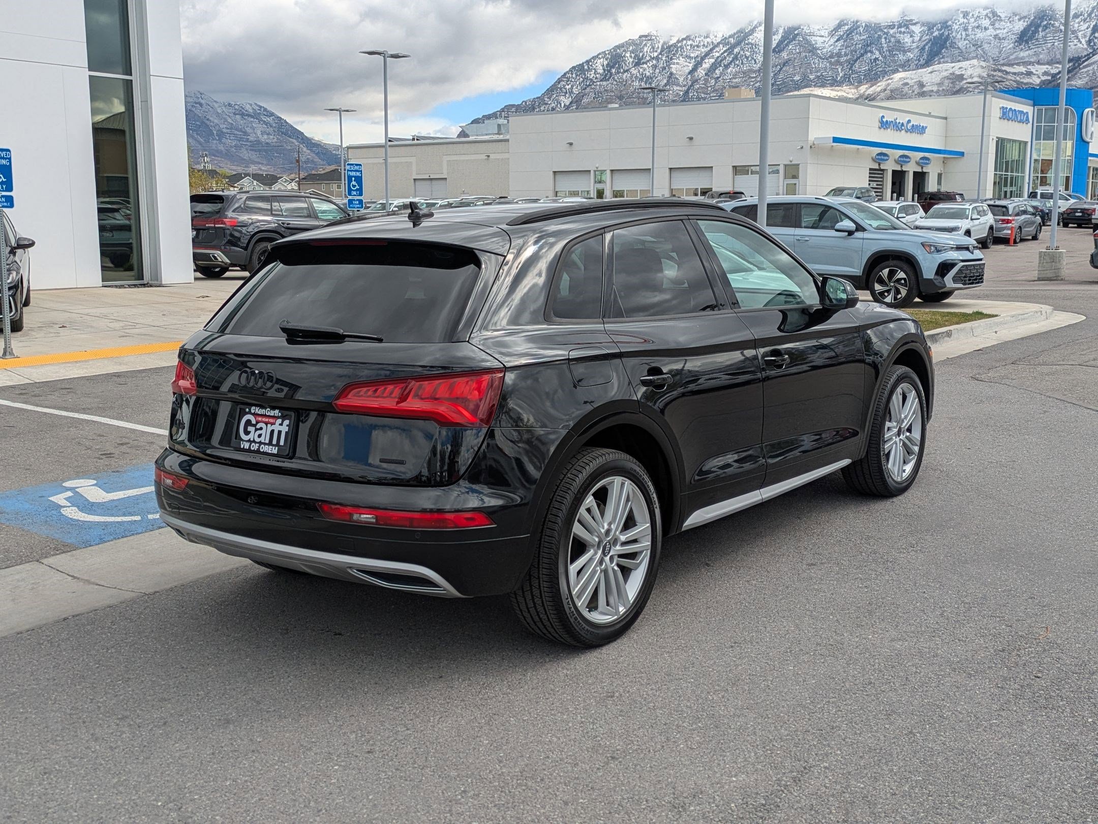 Used 2019 Audi Q5 2.0T Premium Plus w/ Premium Plus Package image 3