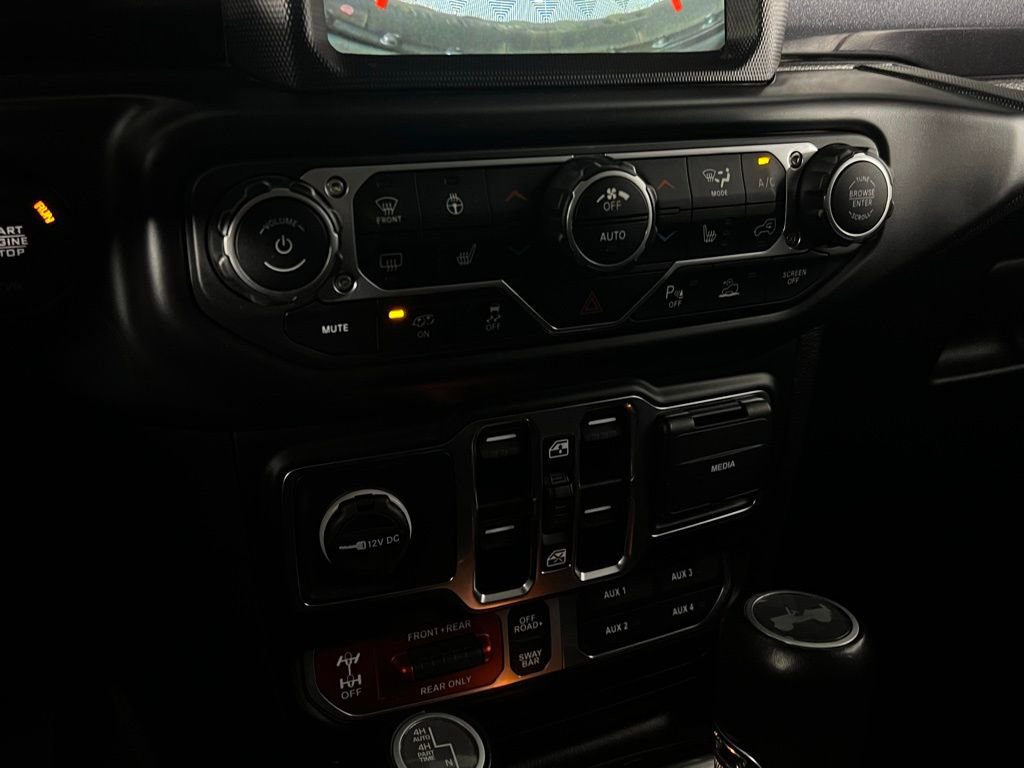 Used 2022 Jeep Wrangler Unlimited Rubicon w/ Xtreme Recon 35" Tire Package image 18