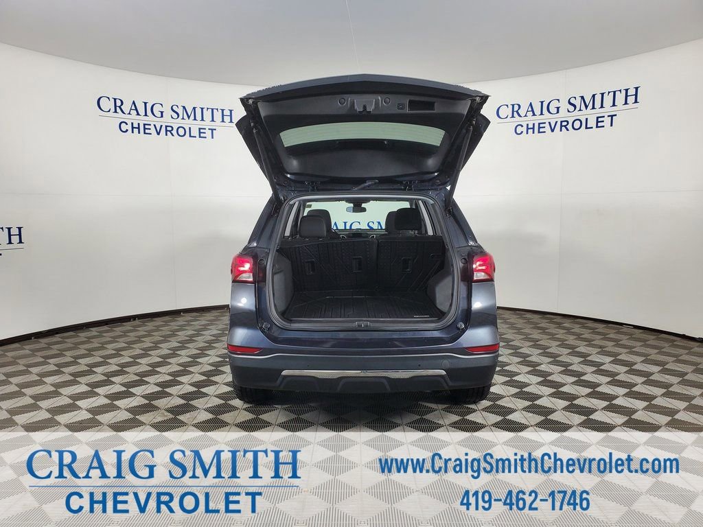 Used 2022 Chevrolet Equinox LT AWD/4WD image 17