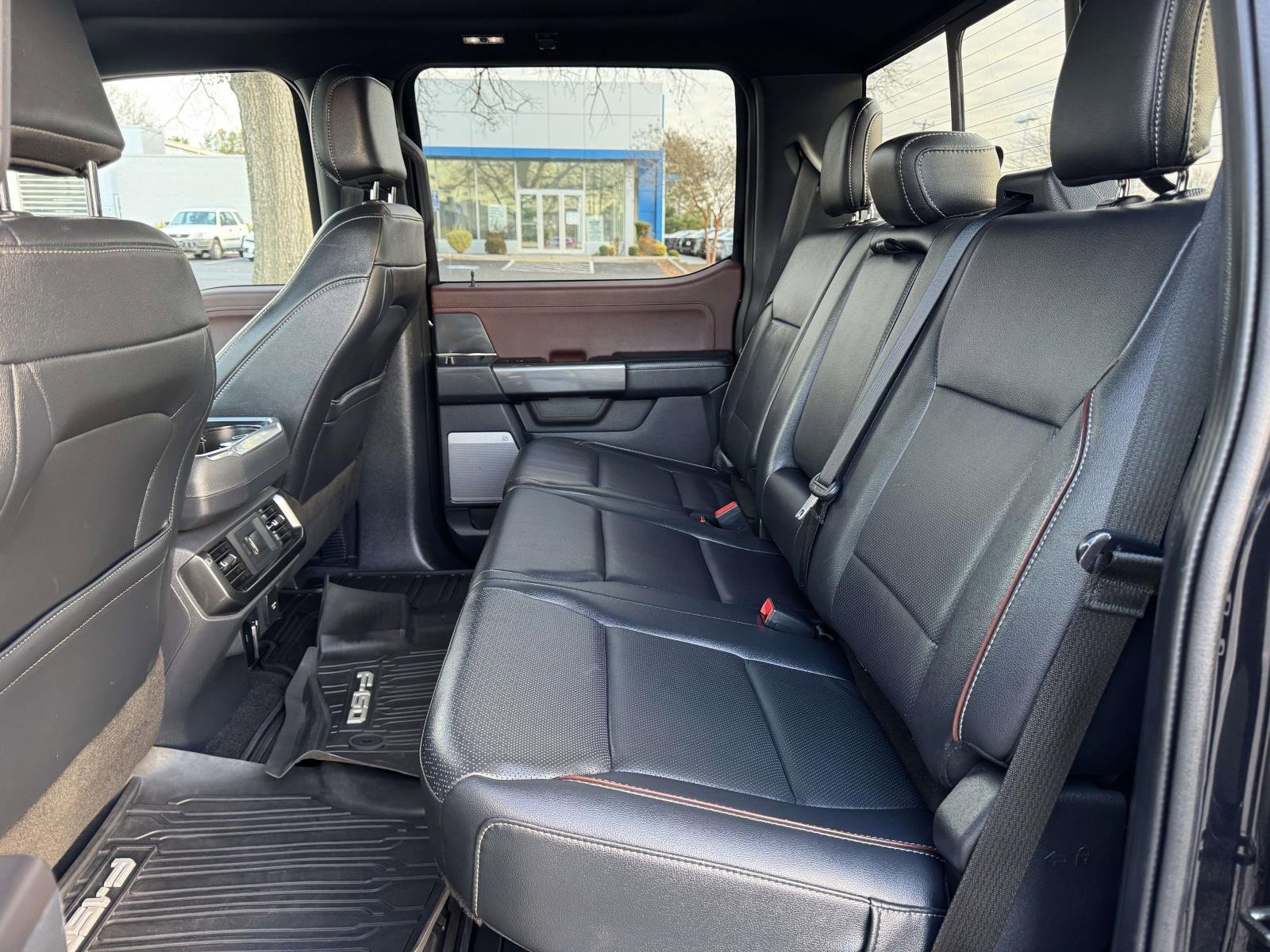 Used 2022 Ford F150 Lariat w/ Max Trailer Tow Package image 27