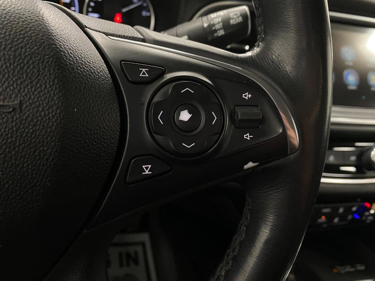 Used 2019 Buick Enclave Avenir w/ Avenir Technology Package AWD/4WD image 19