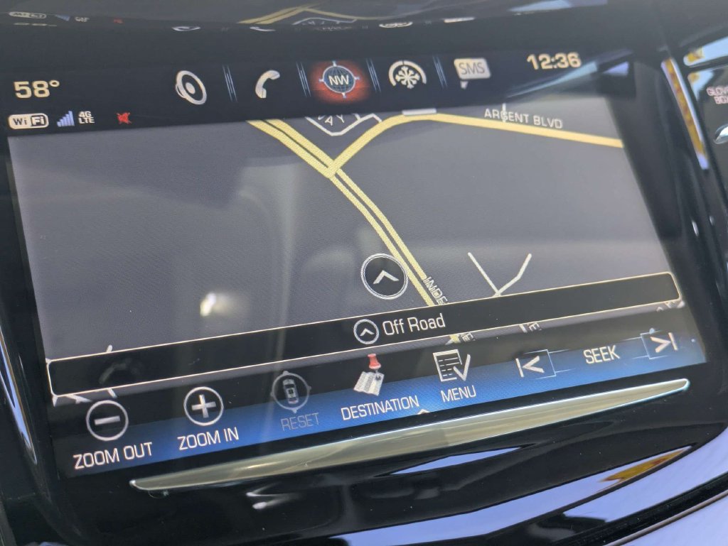 Used 2020 Cadillac Escalade Luxury AWD/4WD image 23