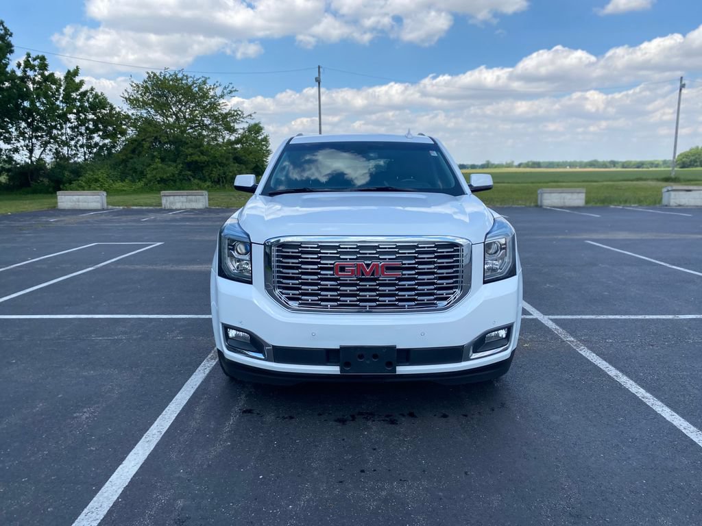 Used 2018 GMC Yukon Denali w/ Open Road Package AWD/4WD image 2
