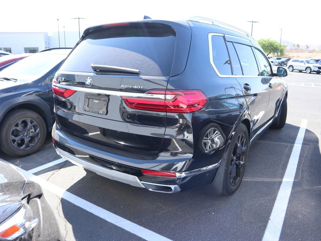 Used 2022 BMW X7 xDrive40i w/ Premium Package AWD/4WD image 4