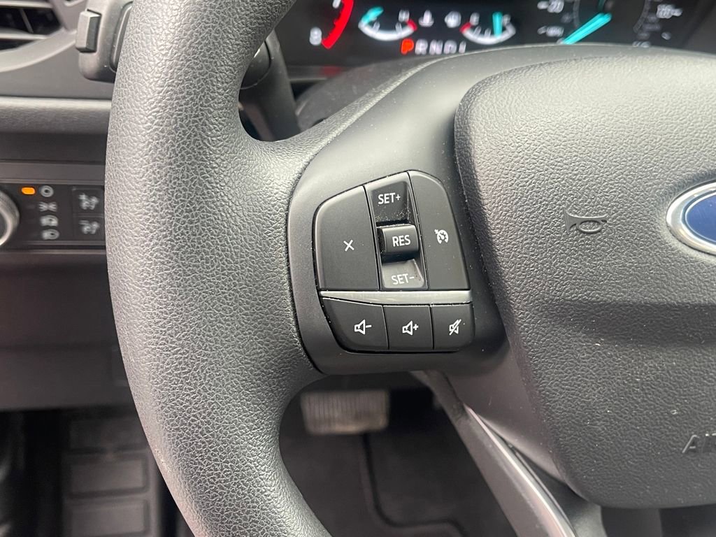 Used 2021 Ford Escape SE image 19