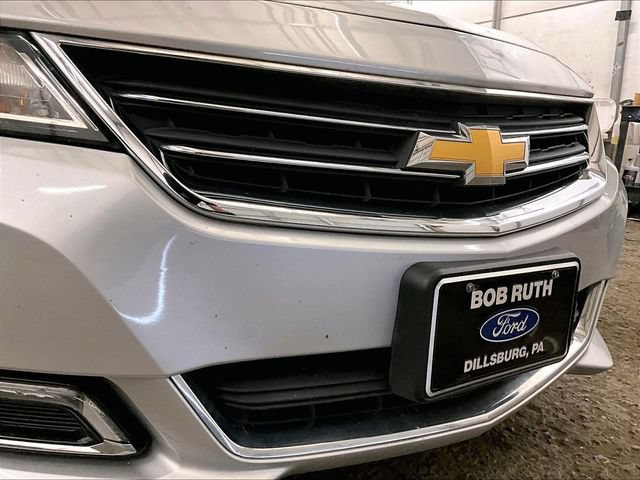 Used 2019 Chevrolet Impala LT FWD image 29