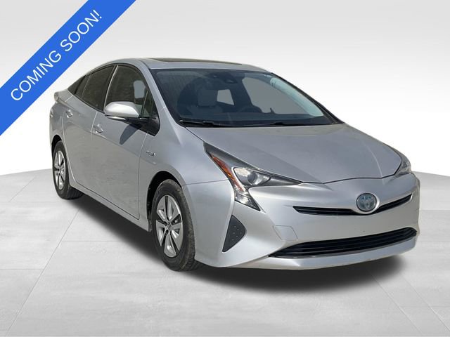 Used 2016 Toyota Prius Four w/ Advanced Technology Package