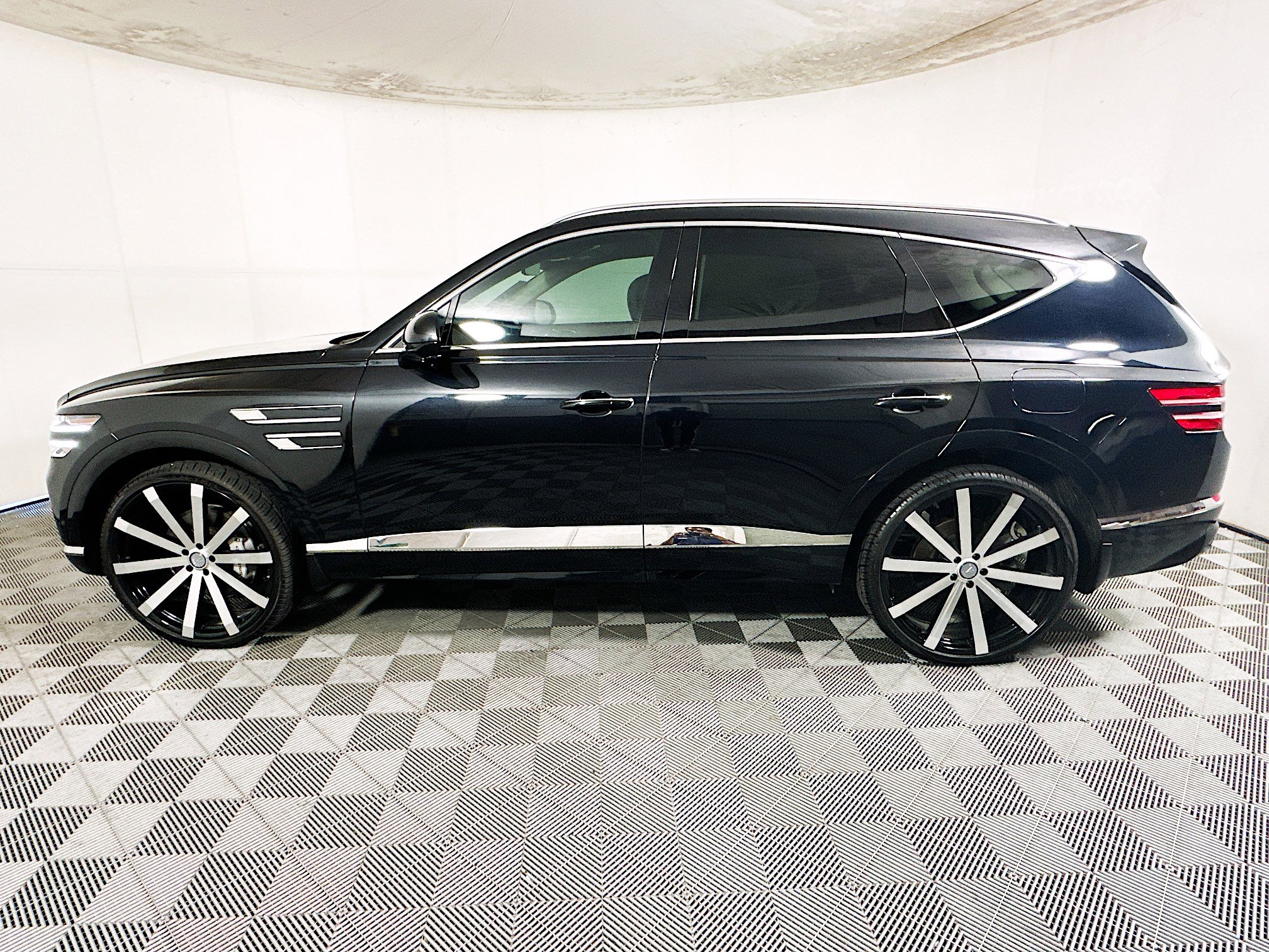 Used 2021 Genesis GV80 3.5T w/ Advanced Package 06 AWD/4WD image 6