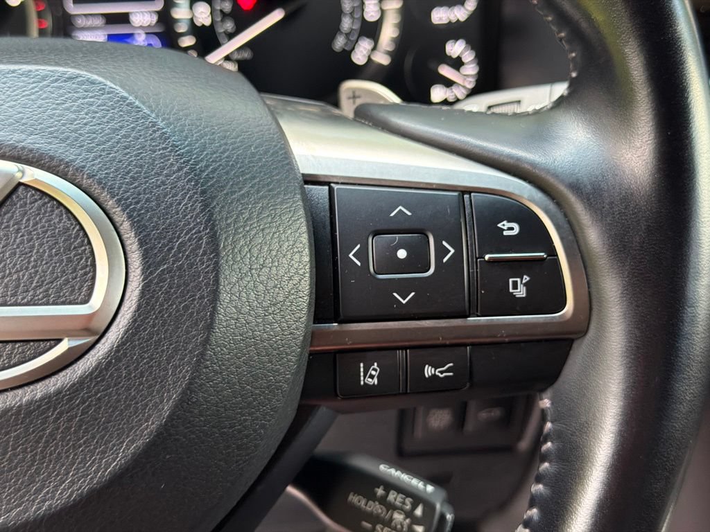 Used 2021 Lexus LX 570 4WD w/ Sport Package image 25