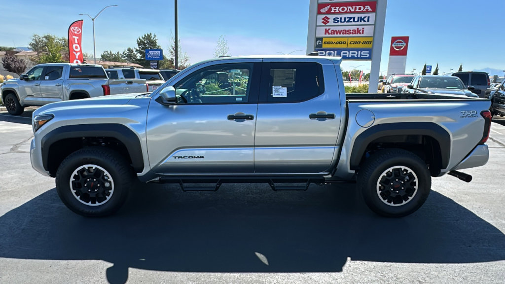 New 2025 Toyota Tacoma TRD Off-Road image 6