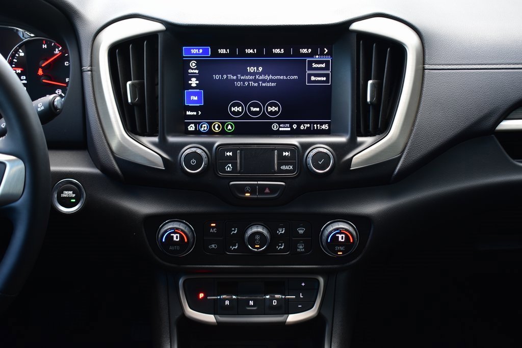 Used 2024 GMC Terrain Denali w/ Denali Premium Package image 30