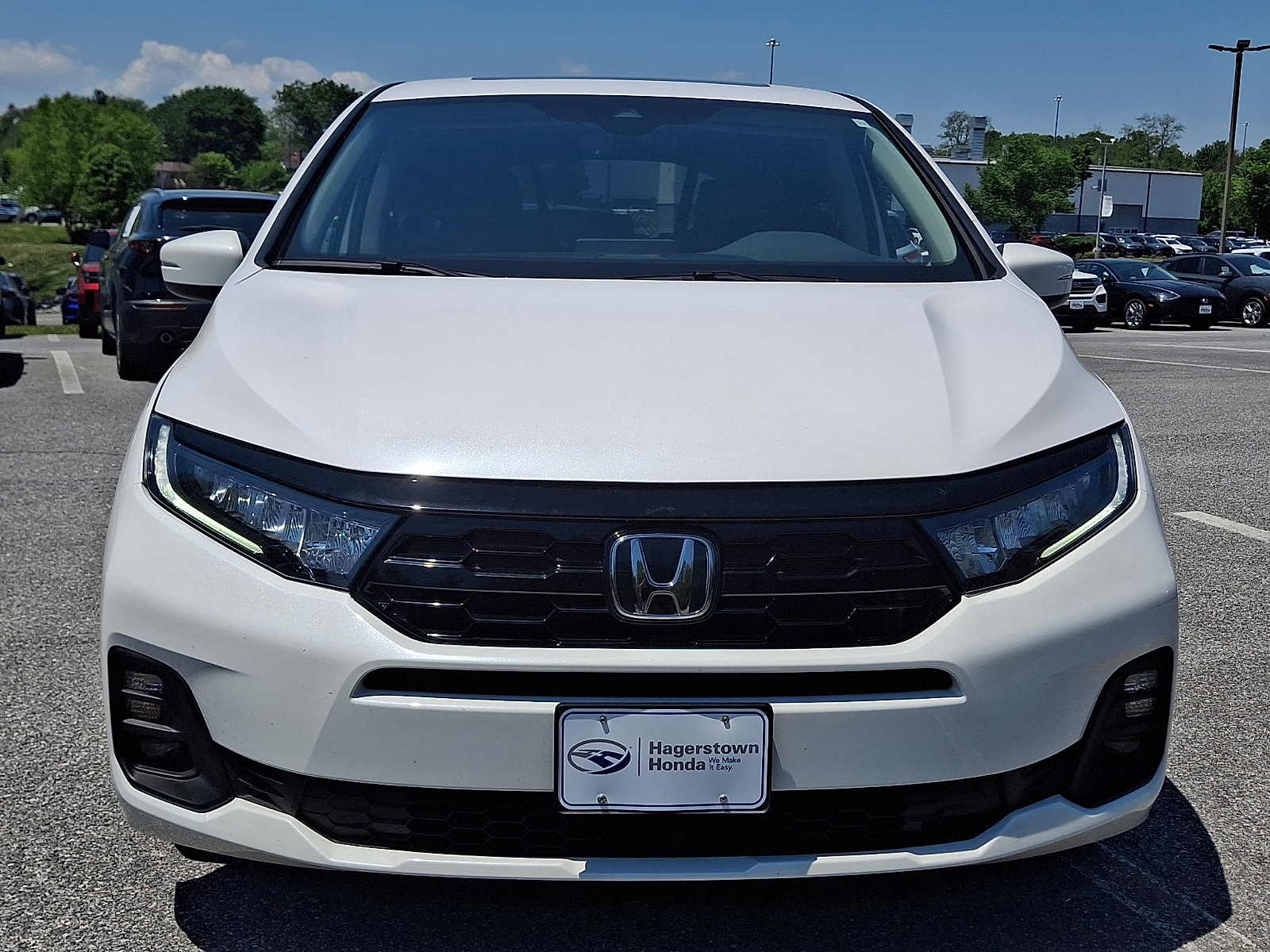Certified 2025 Honda Odyssey Touring image 2
