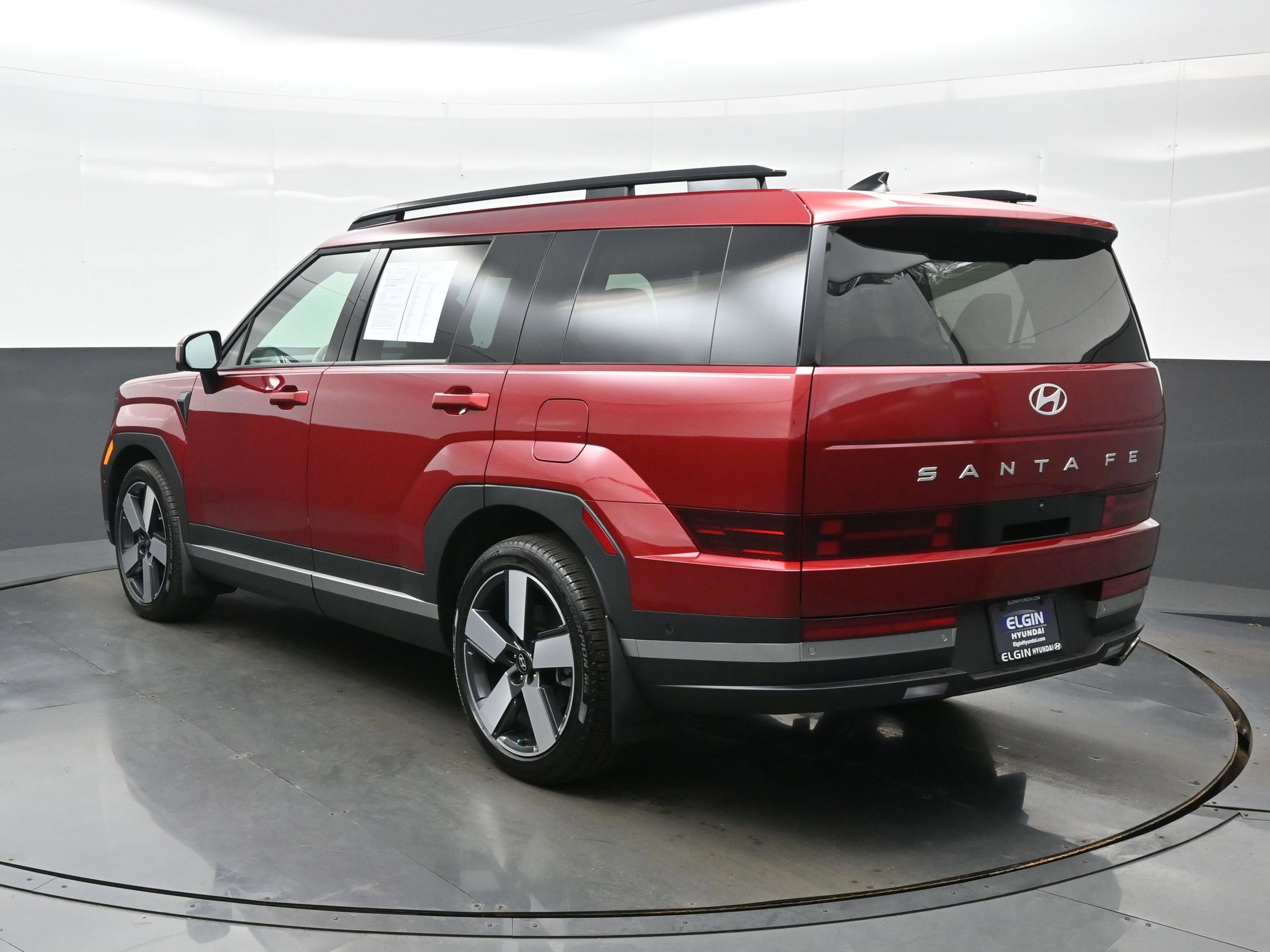 Used 2024 Hyundai Santa Fe Limited AWD/4WD image 4