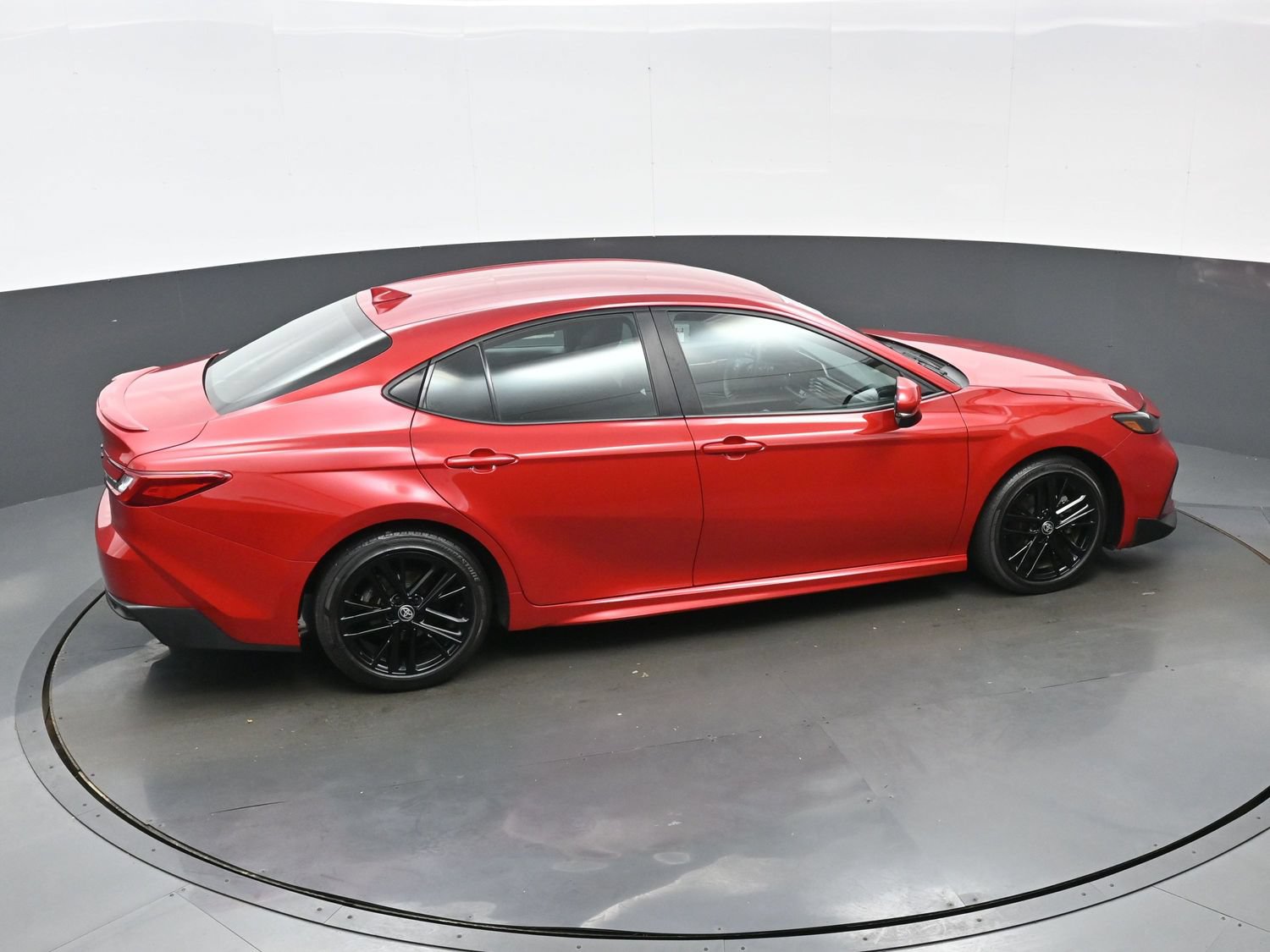 Used 2025 Toyota Camry SE FWD image 42