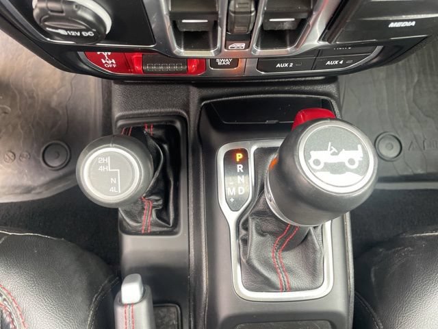 Used 2019 Jeep Wrangler Unlimited Rubicon AWD/4WD image 31