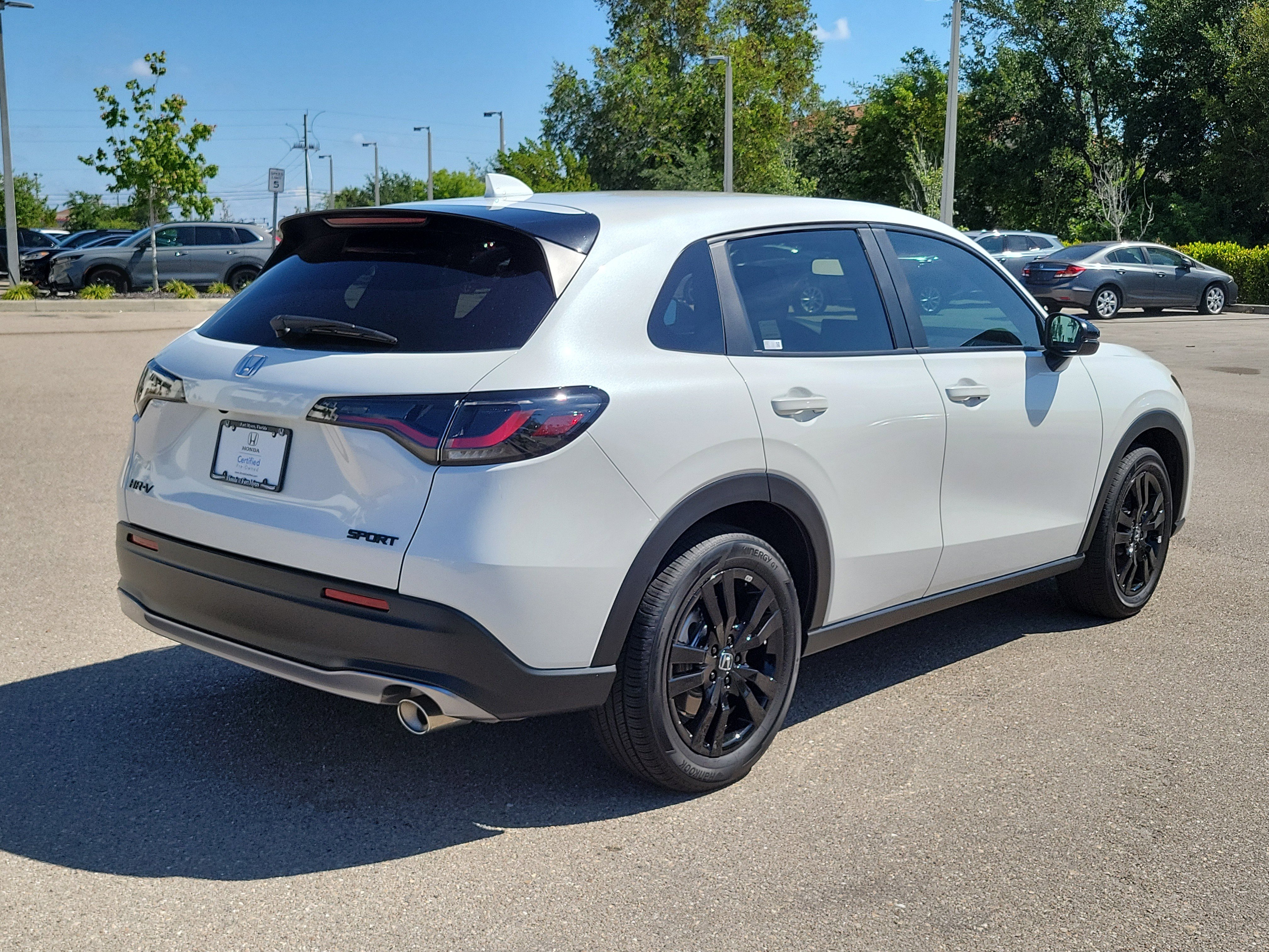 Certified 2026 Honda HR-V Sport image 6