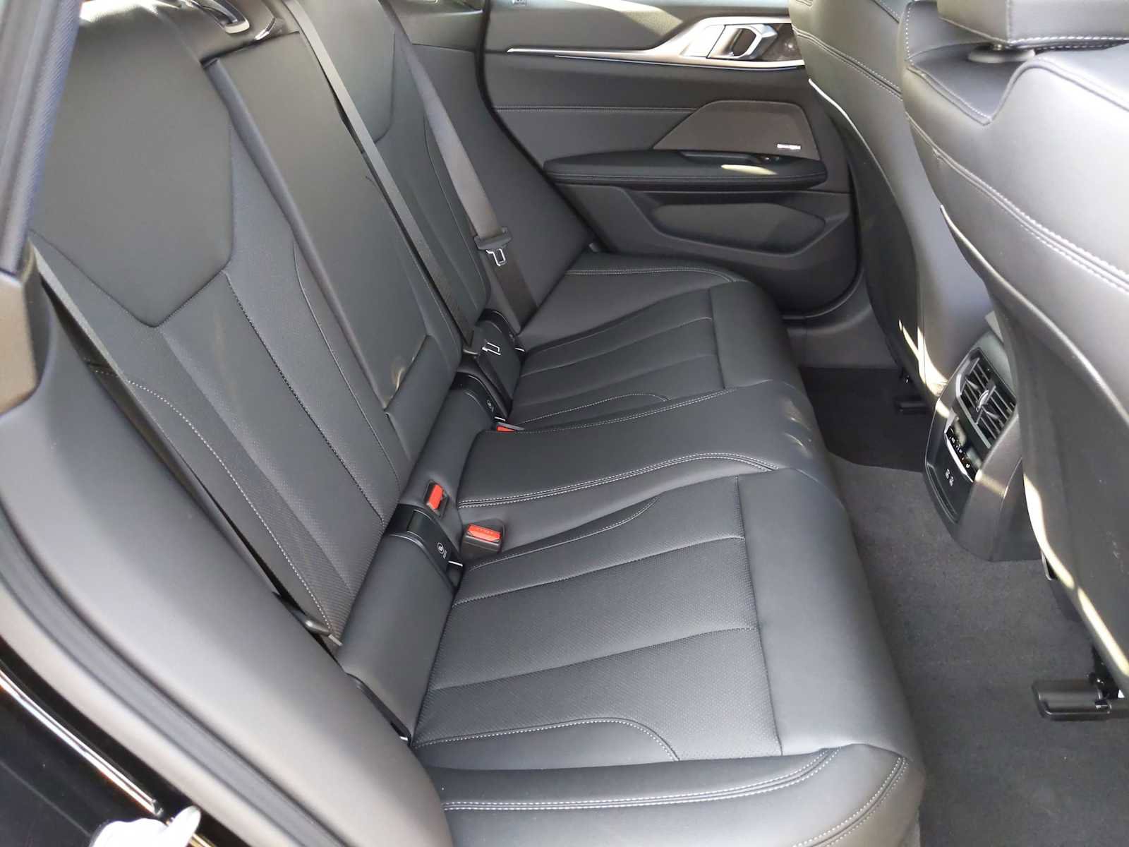 Used 2025 BMW i4 xDrive40i w/ M Sport Package image 21