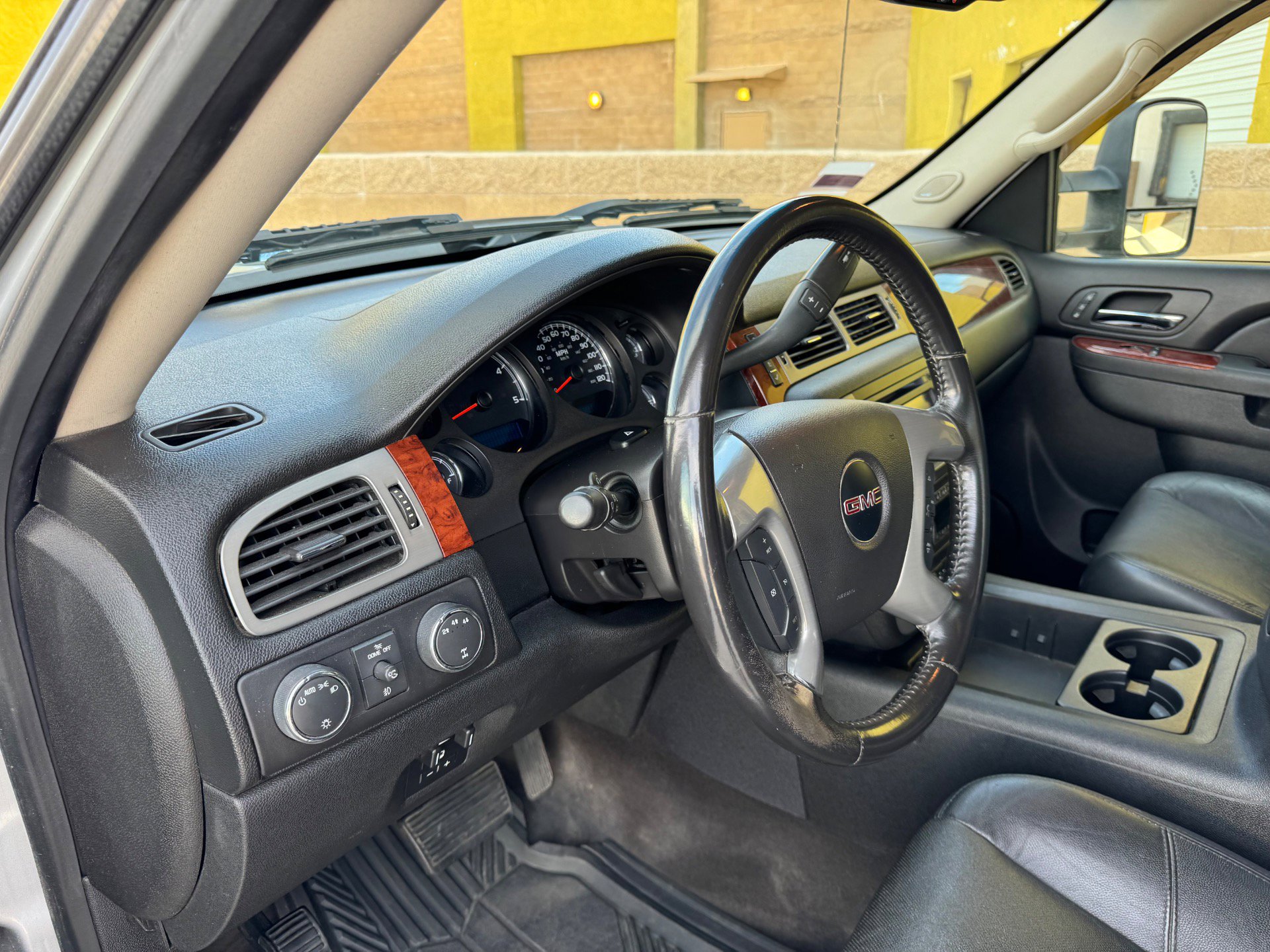 Used 2013 GMC Sierra 2500 SLT image 18