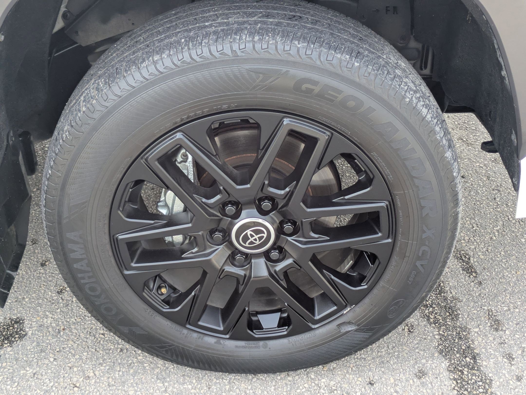 Used 2024 Toyota Tundra Limited image 28