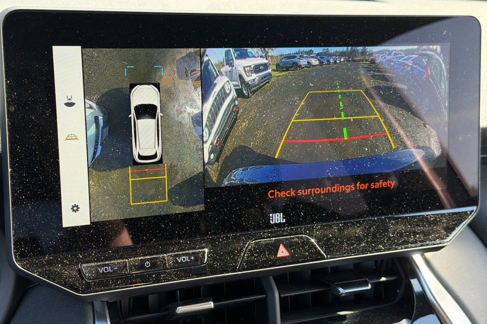 Used 2024 Toyota Venza Limited image 10